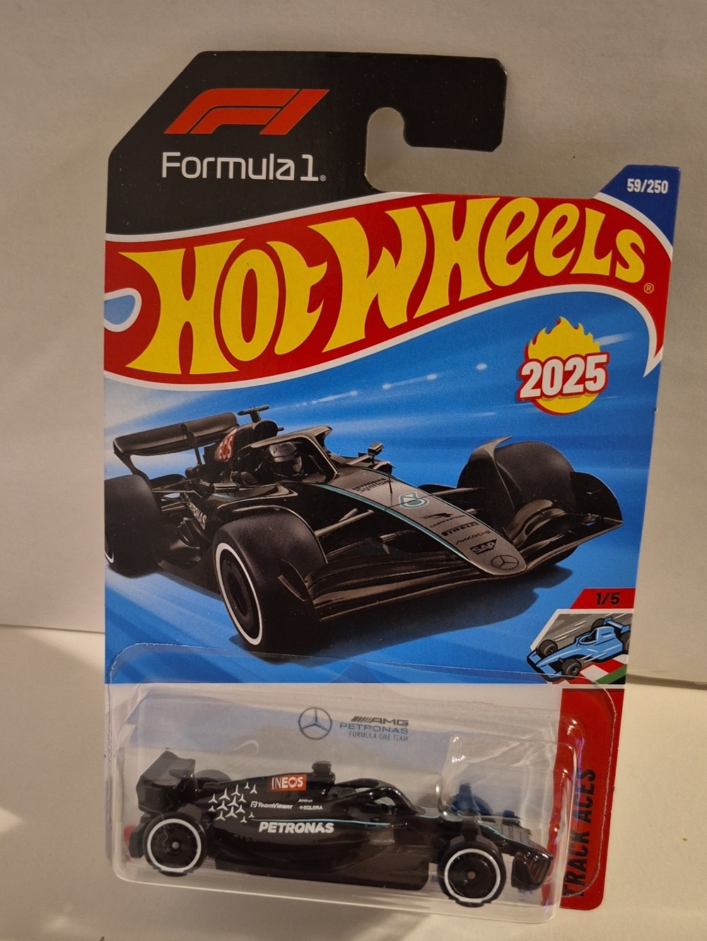 D1 Hot Wheels Formula 1 Mercedes AMG Petronas F1